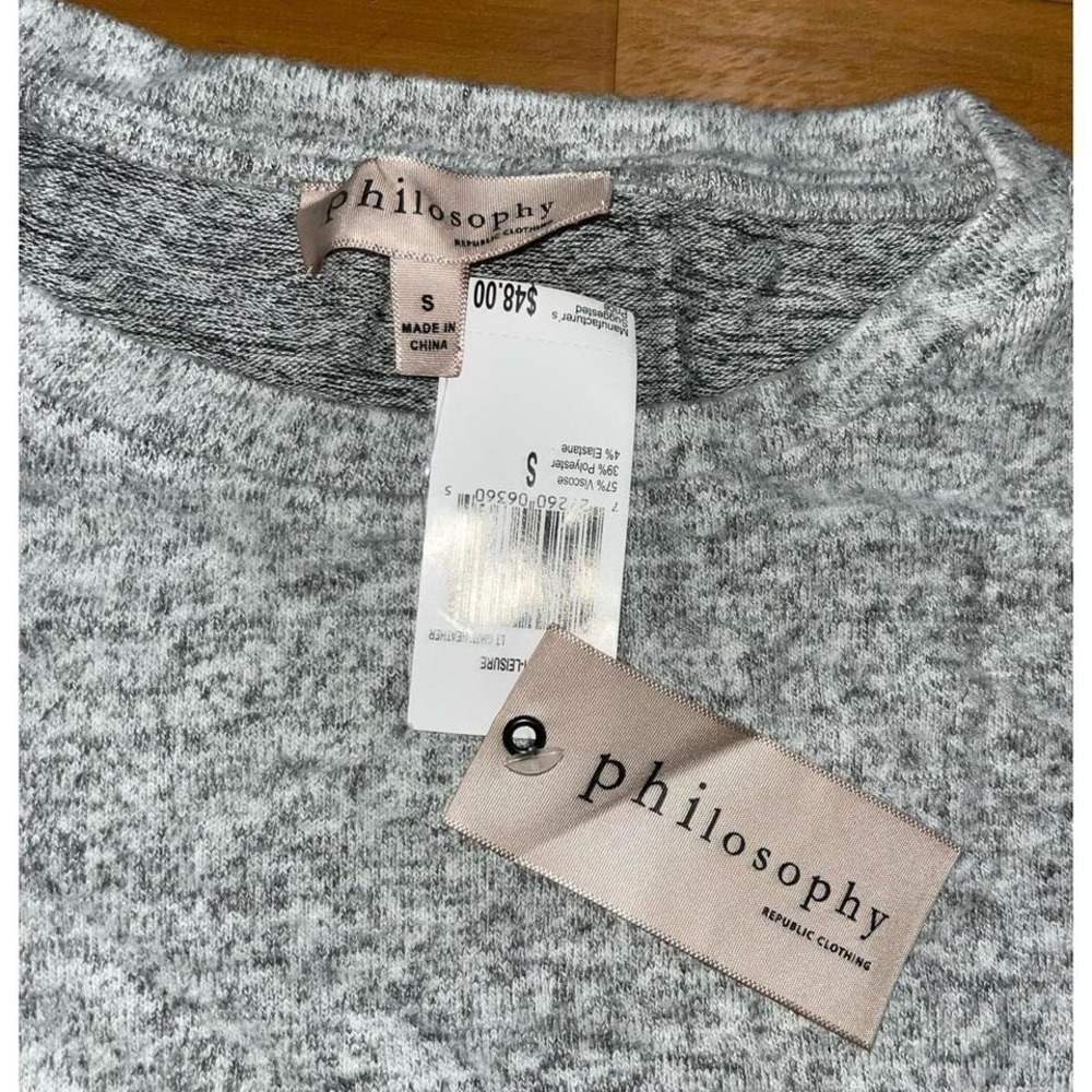 Womens Nwt Philosophy Gray Bell Sleeves Shirt Sweater - Picture 3 of 5
